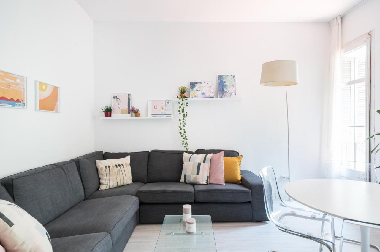Spacious 3 Bed Apt In The Heart Of Sant Antoni Barcelona Exterior foto