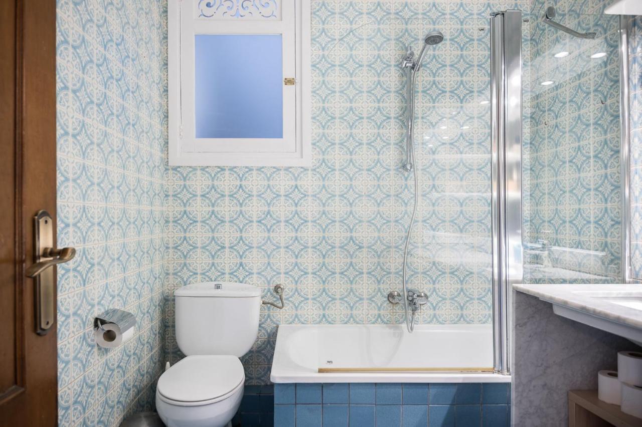 Spacious 3 Bed Apt In The Heart Of Sant Antoni Barcelona Exterior foto